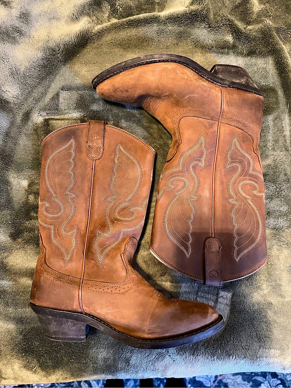 SHYANNE Embroidered Western Heeled Boots Brown US 7.5